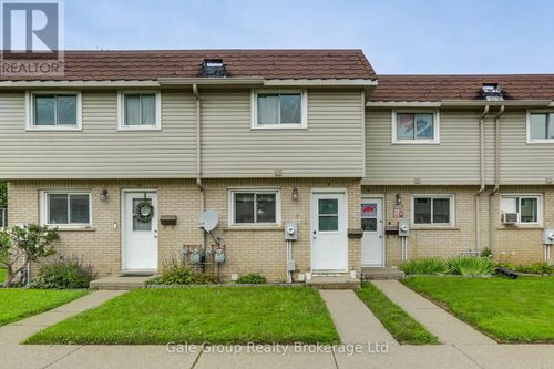 9-105 Springbank Avenue E, Woodstock (Woodstock - North), ON, N4S7P7 | Card Image