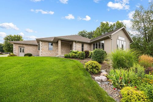 1227 Sherman Ave W, Fort Atkinson, WI, 53538-1540 | Card Image