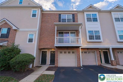 7230 Pioneer Dr, Macungie, PA, 18062-8498 | Card Image