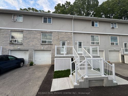 5-648 Doon Village Rd, Kitchener, ON, N2P1A2 | Card Image