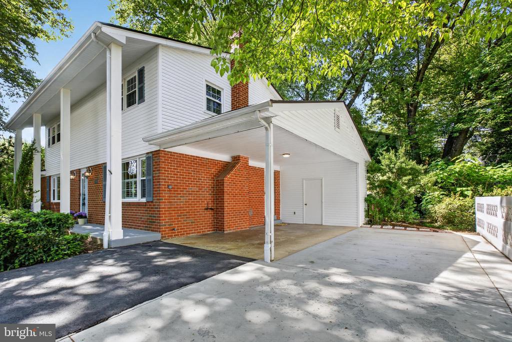 Residential in SPRINGFIELD 2