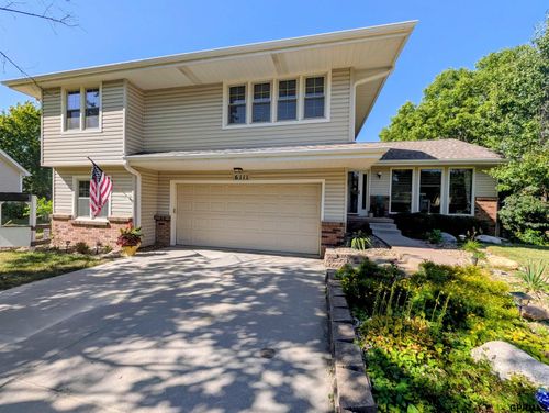 6111 Tennyson Cir, Lincoln, NE, 68516-2788 | Card Image
