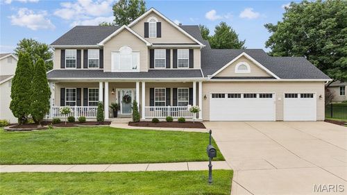 510 Quarterhorse Trl, Saint Peters, MO, 63376-3749 | Card Image