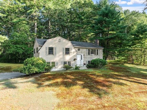 18 Fletcher Rd, Westford, MA, 01886-2216 | Card Image