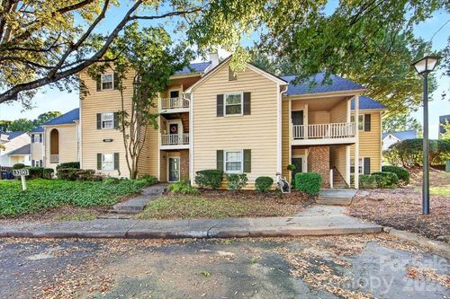 3200 Selwyn Farms Lane, Charlotte, NC, 28209 | Card Image