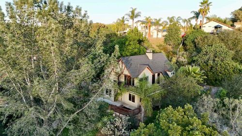 1226 Country Club Dr, Escondido, CA, 92029-1833 | Card Image