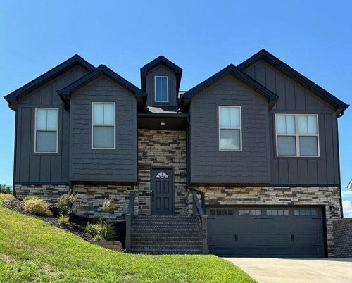 3166 Bridgewater Blvd, Morristown, TN, 37814-1785 | Card Image