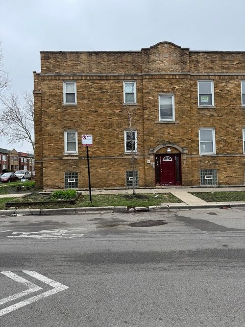2-5301 Le Moyne St, Chicago, IL, 60651-1488 | Card Image