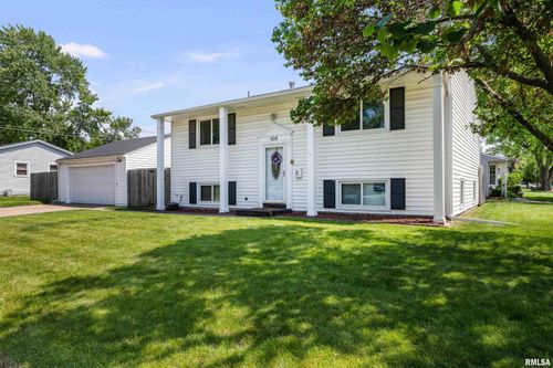 404 34th Ave, East Moline, IL, 61244-3417 | Card Image