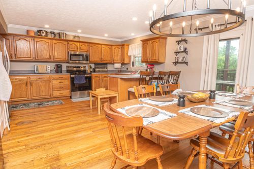 133 Bay Hill Dr, Winchester, KY, 40391-8545 | Card Image