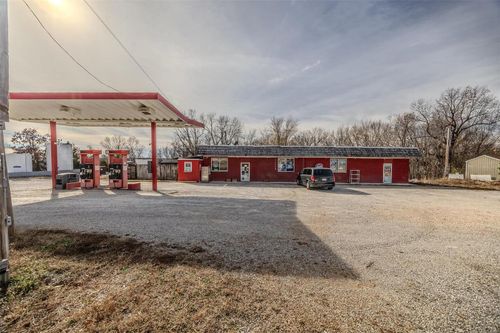 11448 Highway 64, Lebanon, MO, 65536-6685 | Card Image