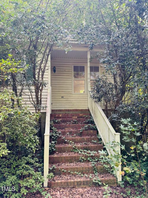 5716 N Hills Dr, Raleigh, NC, 27612-5935 | Card Image