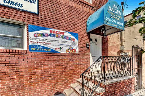 1-308 38th St, Union City, NJ, 07087-4845 | Card Image