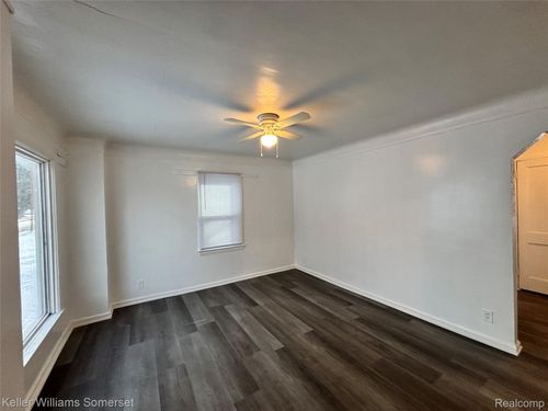 20059 Bloom St, Detroit, MI, 48234-2406 | Card Image