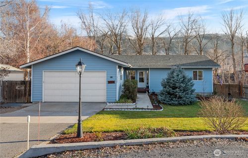3152 Bermuda St, Malaga, WA, 98828-9704 | Card Image