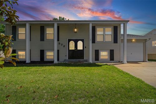 572 Mount Vernon Dr, Arnold, MO, 63010-1655 | Card Image