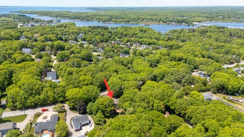 167 Winnapaug Rd, Westerly, RI, 02891-3523 | Card Image