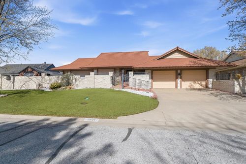 2804 W Bentbay Cir, Wichita, KS, 67204-2308 | Card Image