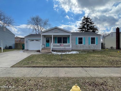 125 Chesapeake Ln, Northwood, OH, 43619-1134 | Card Image