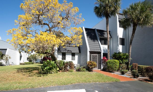 4234 Deste Ct, Condo with 3 bedrooms, 3 bathrooms and null parking in Lake Worth FL | Image 34