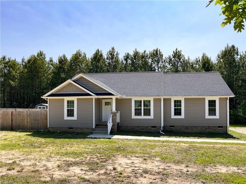 21451 Westover Dr, Mc Kenney, VA, 23872-2541 | Card Image