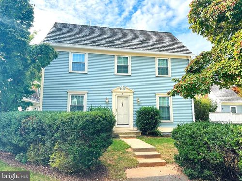 9 Meadowgate Cir, GAITHERSBURG, MD, 20877-3774 | Card Image
