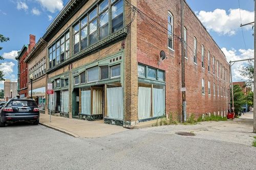 apt-a-712 Francis St, Saint Joseph, MO, 64501-1934 | Card Image