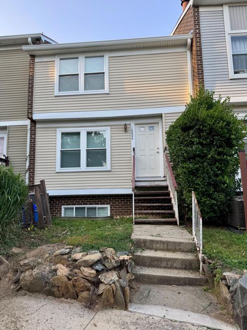 1-4-18806 Pine Ridge Ln, GERMANTOWN, MD, 20874-1827 | Card Image