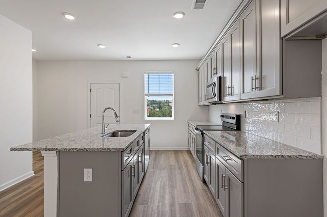 Unit 33 Grove Loop, Townhouse with 2 bedrooms, 2 bathrooms and null parking in Blue Ridge GA | Image 37