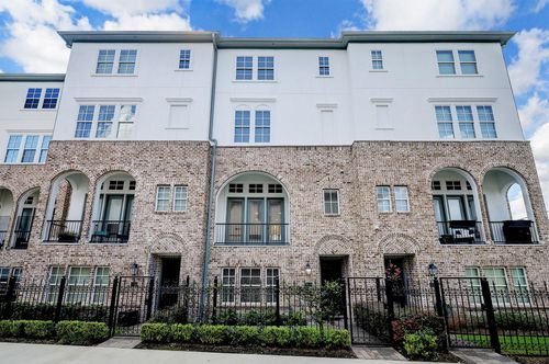 1110 Thompson St, Houston, TX, 77007-5634 | Card Image