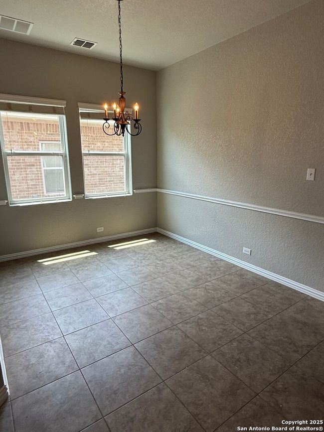 10717 Barnsford Ln, House other with 4 bedrooms, 4 bathrooms and null parking in Helotes TX | Image 6