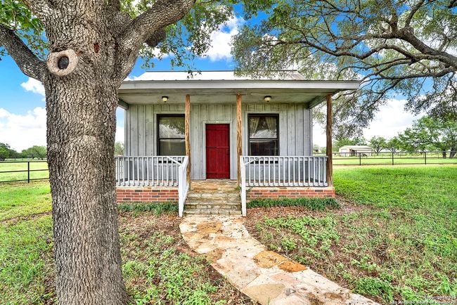 101 Ranch Rd, House other with 3 bedrooms, 3 bathrooms and null parking in Adkins TX | Image 40