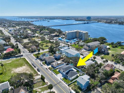 223 N Peninsula Dr, Daytona Beach, FL, 32118-4139 | Card Image