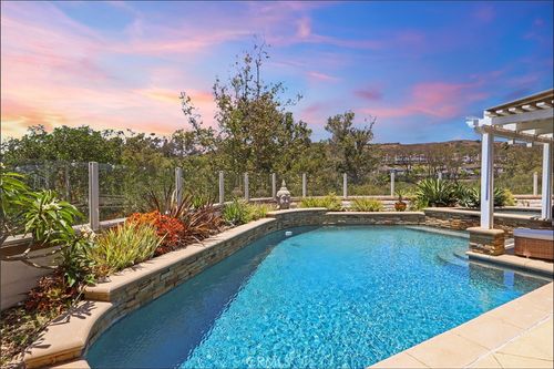 2 Firecrest Ln, Aliso Viejo, CA, 92656-1231 | Card Image