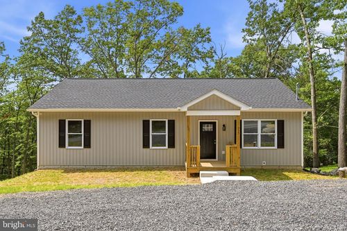 335 Windsong Rd, HARPERS FERRY, WV, 25425-4961 | Card Image