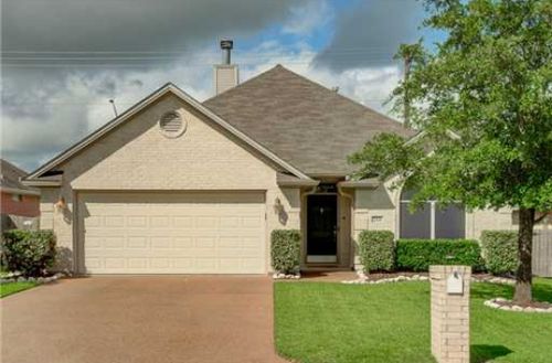 3306 Fredrick Ct, College Station, TX, 77845-6324 | Card Image