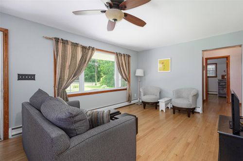 465 Clinton Hollow Rd, Salt Point, NY, 12578-2004 | Card Image