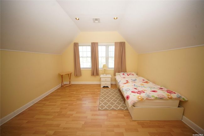 20 Birch Rd, House other with 5 bedrooms, 3 bathrooms and null parking in Malverne NY | Image 19