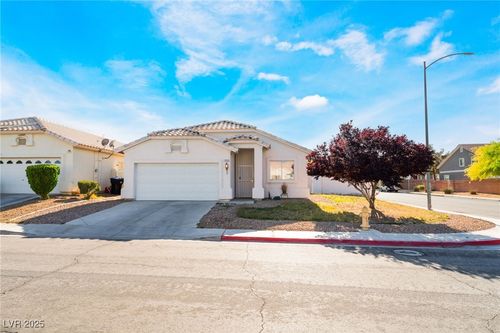 3839 Dusty Glen Ct, North Las Vegas, NV, 89032-3173 | Card Image
