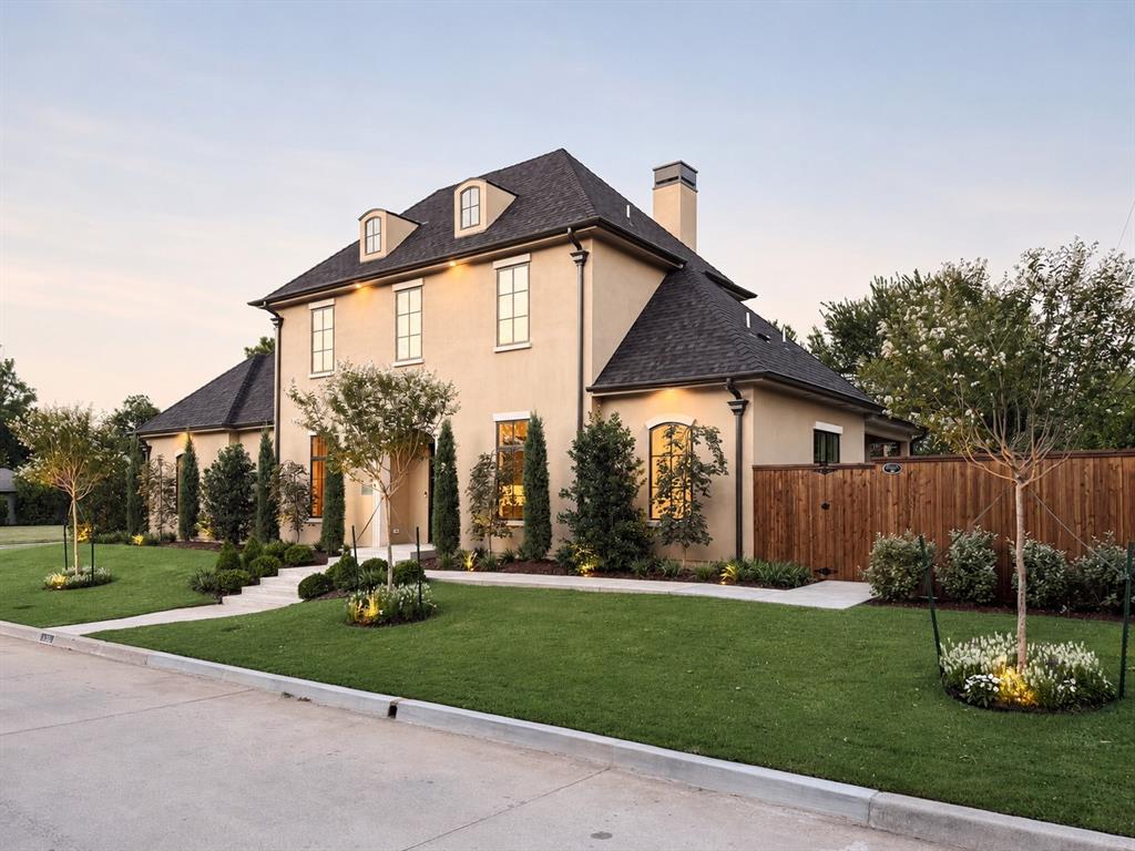 Residential in The Village 3