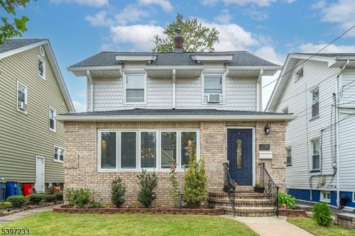 214 Sherman Ave, Roselle Park, NJ, 07204-2316 | Card Image