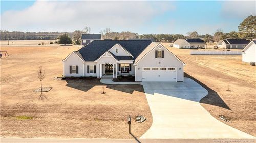 143 Country Cove Ln, Clinton, NC, 28328-1303 | Card Image