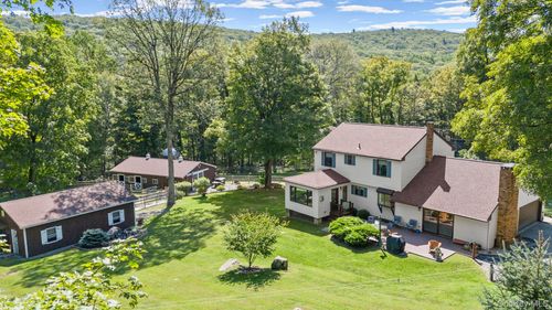 1080 E Mountain Rd S, Cold Spring, NY, 10516-4350 | Card Image