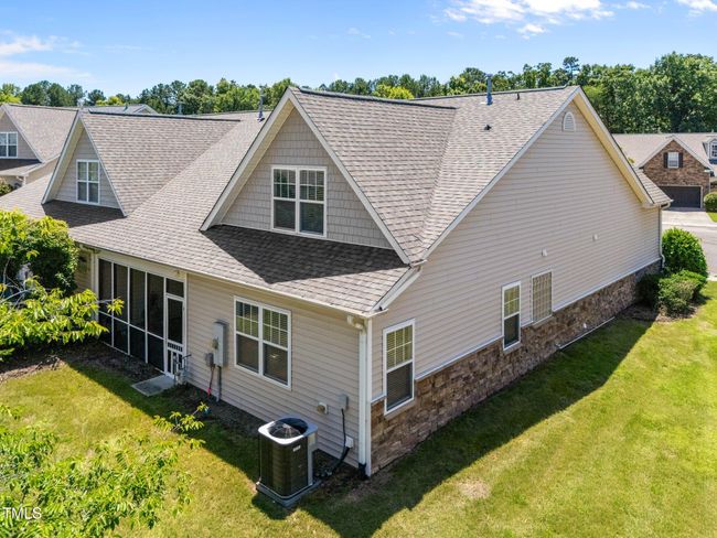 Exterior Back | Image 35