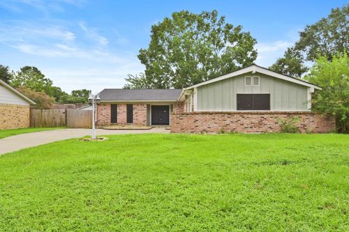 3910 Wintergreen Dr, Humble, TX, 77396-1646 | Card Image
