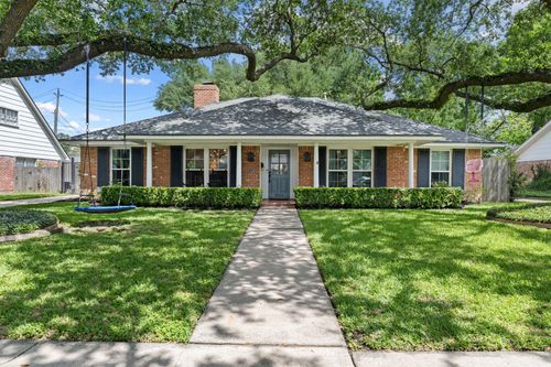 8014 Meadowvale Drive, Houston, TX, 77063 | Card Image