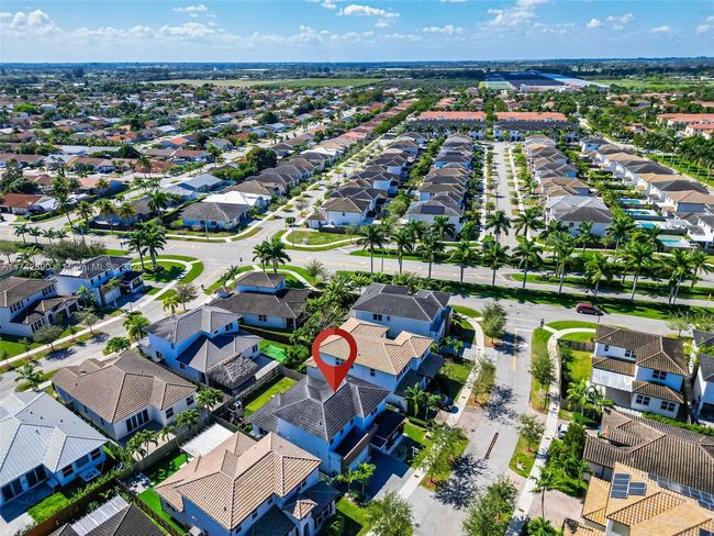 15124 Sw 176 Th Ter, House other with 4 bedrooms, 4 bathrooms and null parking in Miami FL | Image 36
