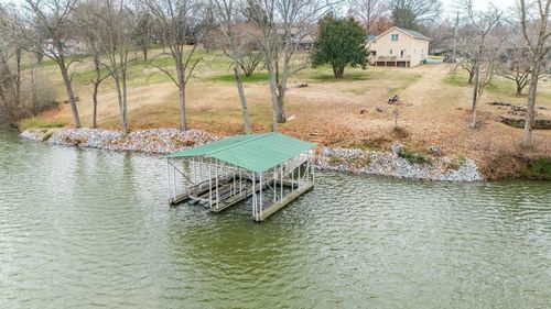 135 Bay Dr, Hendersonville, TN, 37075-4040 | Card Image
