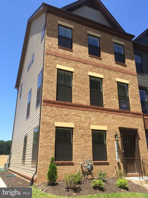 22620 Tate St, CLARKSBURG, MD, 20871-6393 | Card Image