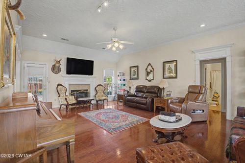 45 Isaac St, Jackson, TN, 38305-7370 | Card Image